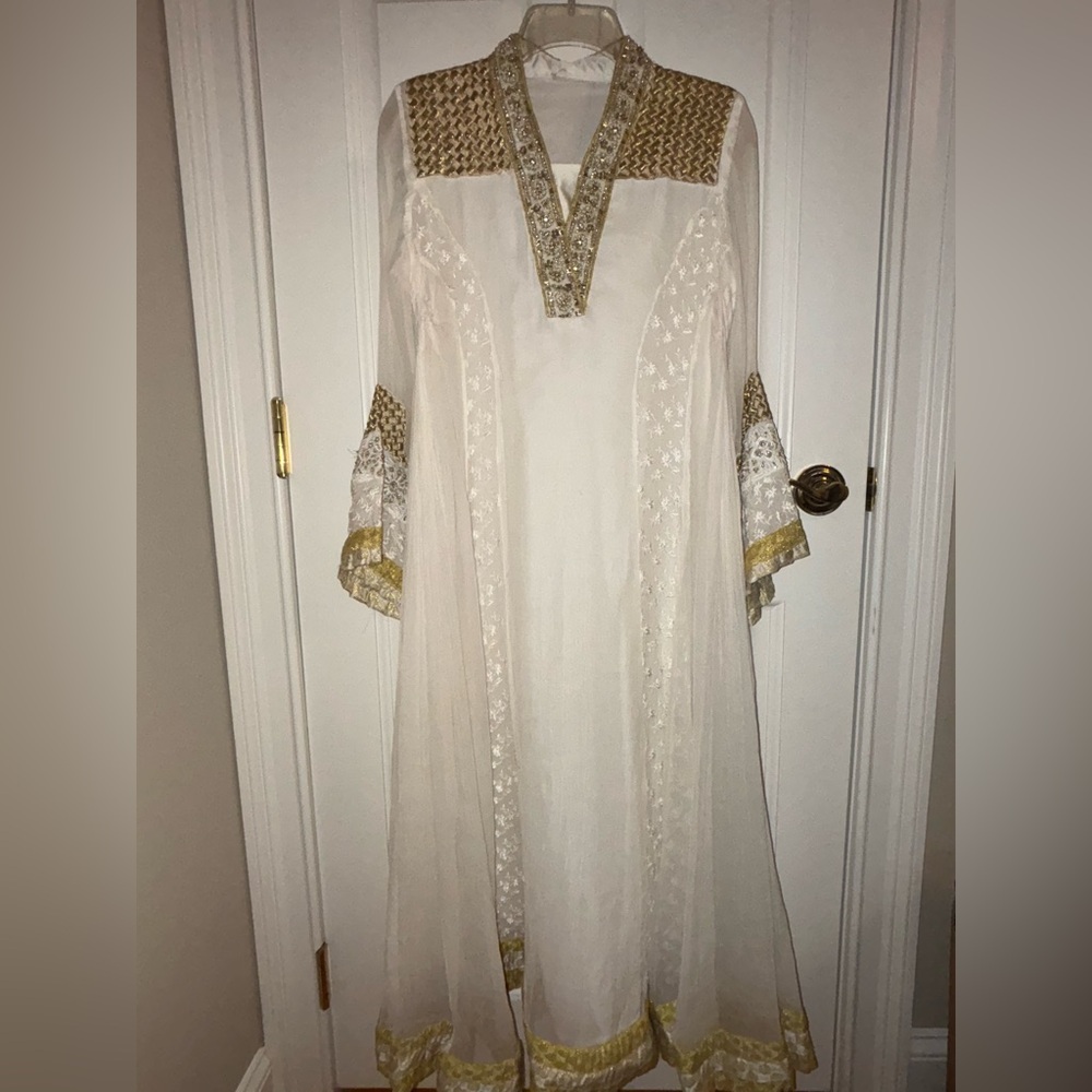 Elegant White and Gold Anarkali